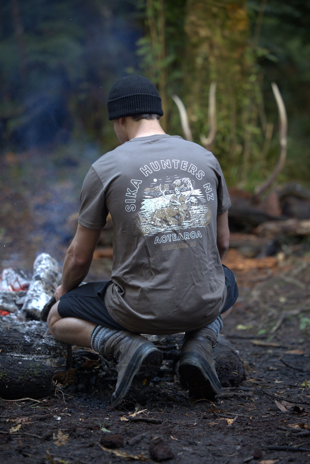 The Big Eight Mens Tees (Walnut)